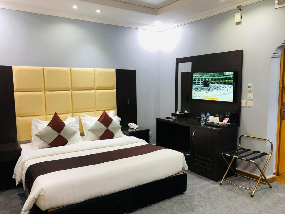 Hotel M Platinum